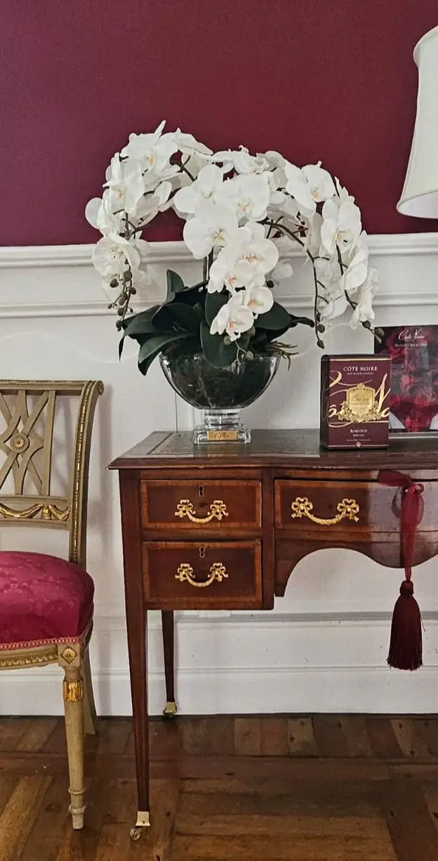 Thumbnail: CÔTE NOIRE - ORCHIDS CENTREPIECE - WHITE