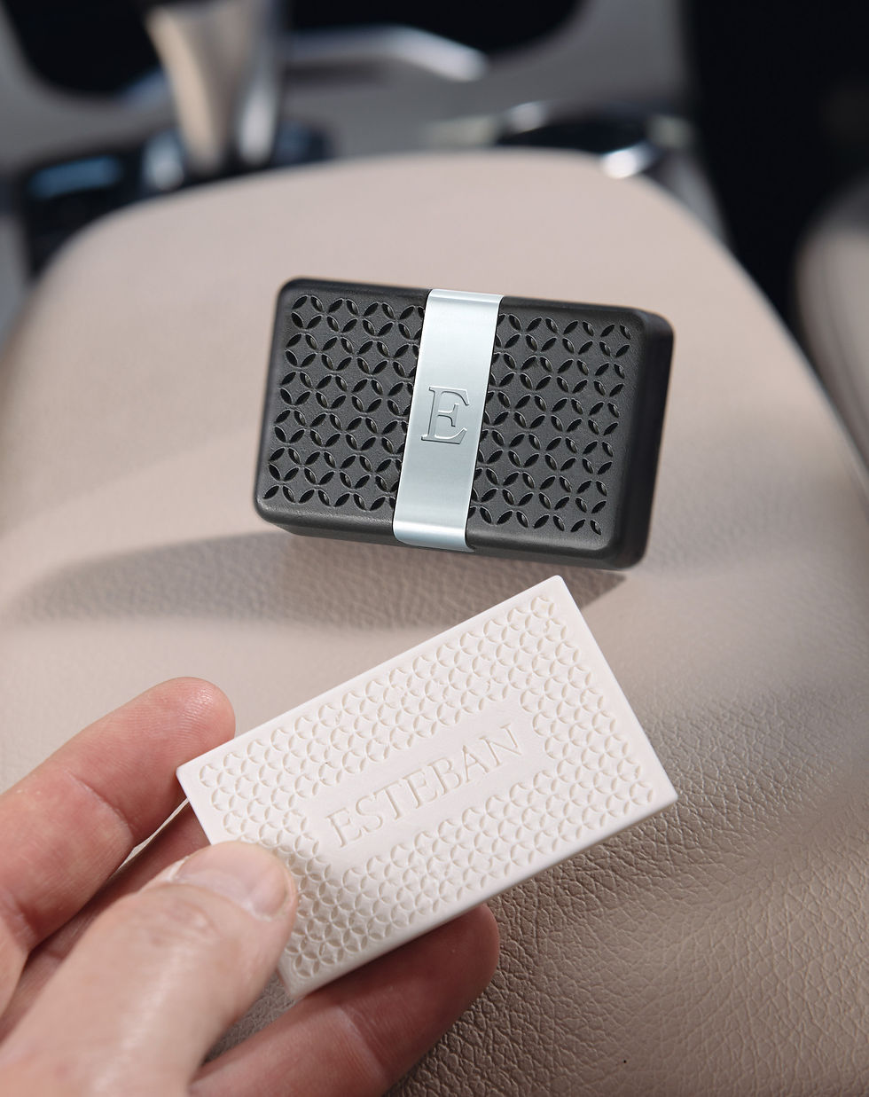Thumbnail: Ambre Car Perfume