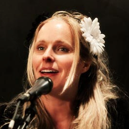 Amy Carr
