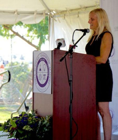 HICKS-Podium.jpg