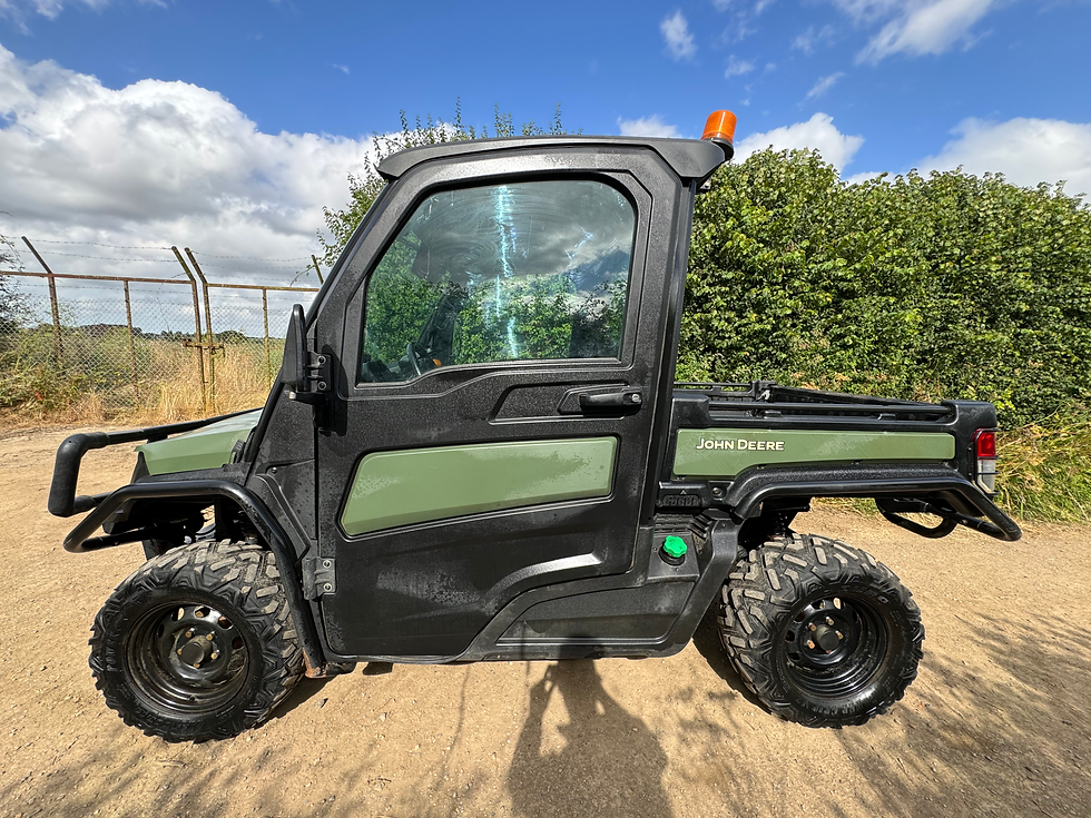 Thumbnail: 2021 John Deere Gator 865M