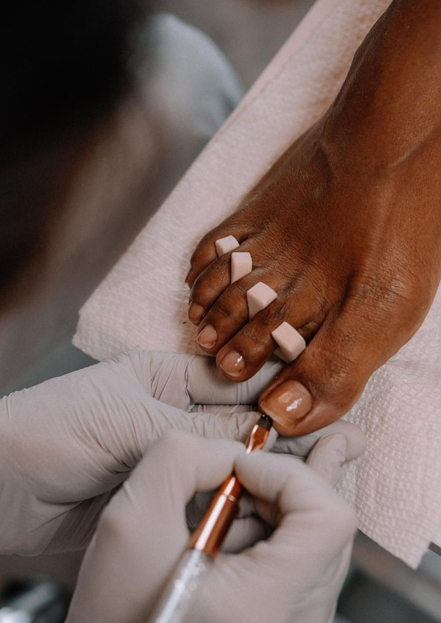 pedicure service