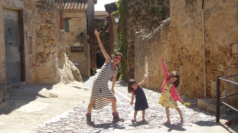 familia en peratallada
