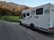 Alquiler de autocaravanas premium en Barcelona y Alicante: viaja por Europa con Todo Incluido