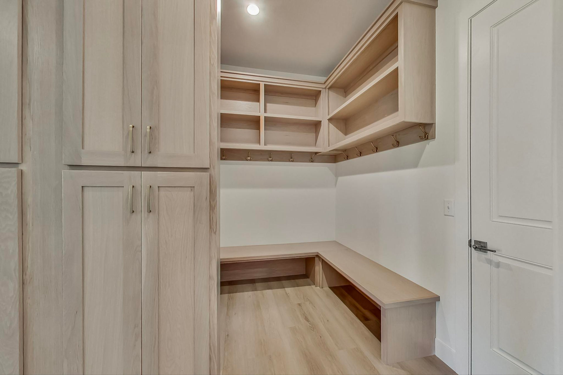 Witt Design Build builder interior design general contractor residential boutique commercial interiors twin cities minneapolis st paul prior lake credit river minnesota