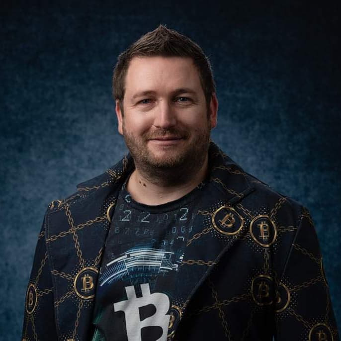 Writer: IMLOVINGCRYPTO