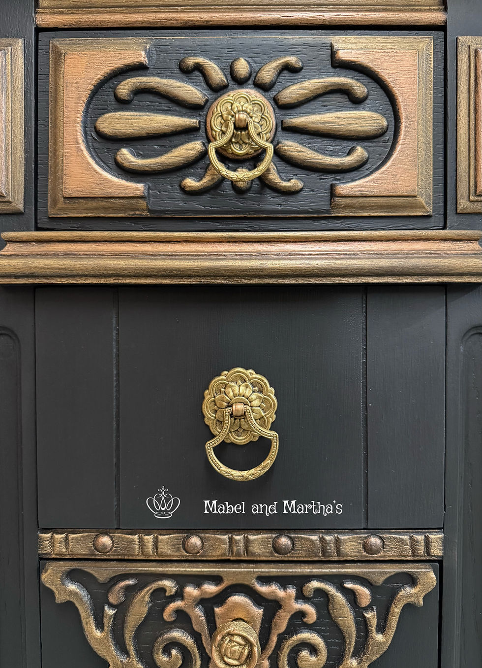 Thumbnail: Ornate Desk/Vanity with Mirror