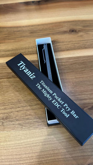 Titanium pocket pry bar