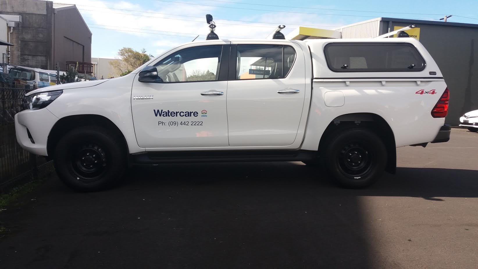 Ute Signage Auckland | Ute Signwriting & Graphics | Onform Signs