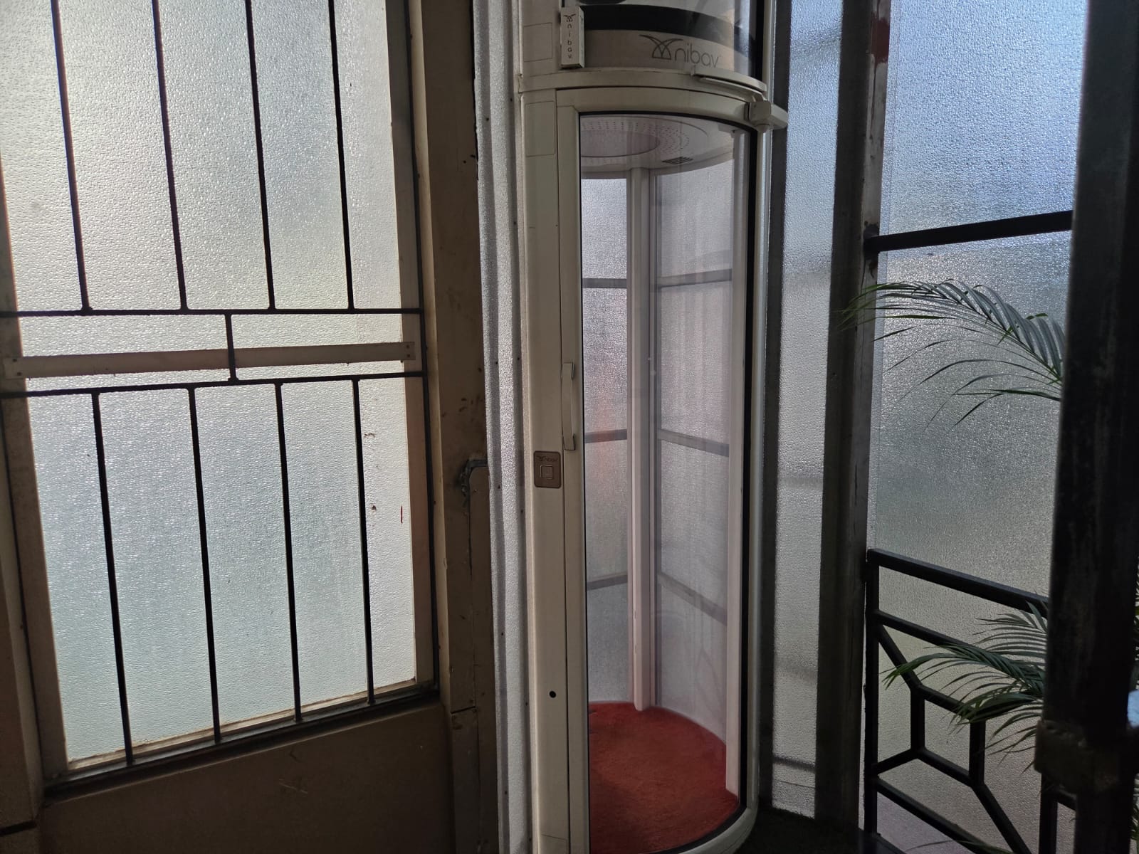 Elevator and access area at 172 LBS