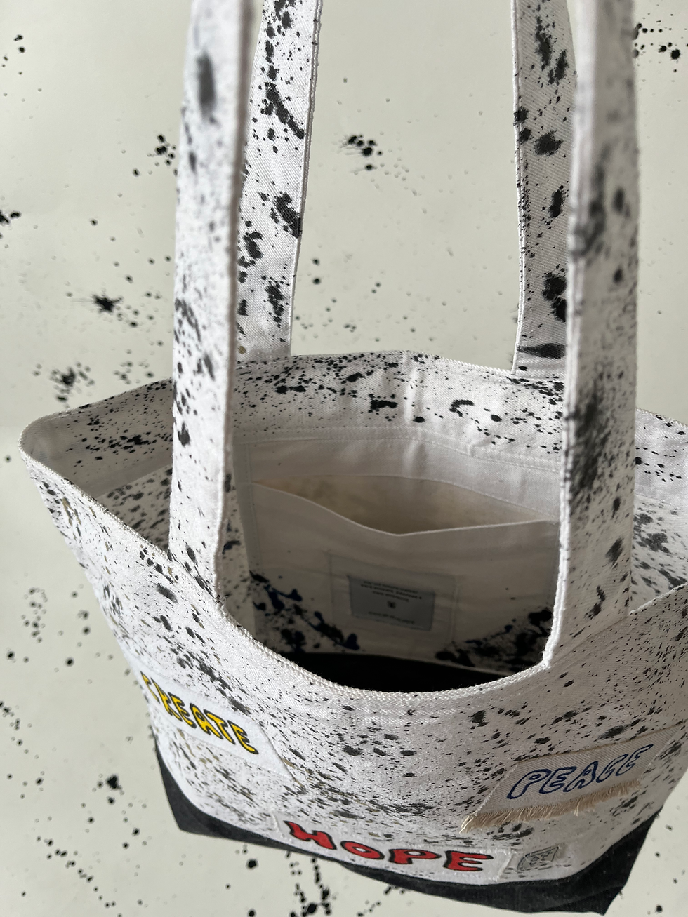 Miniatura: STUDIO ALL OF US