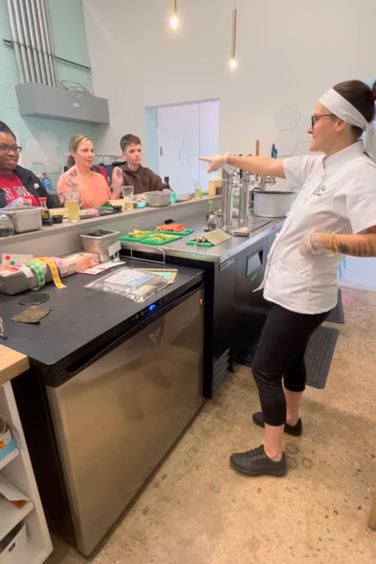 Participants during public classes sushi-making workshop