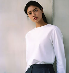 Sustainable Minimalist Clothing – Classic White Organic Cotton Tee
