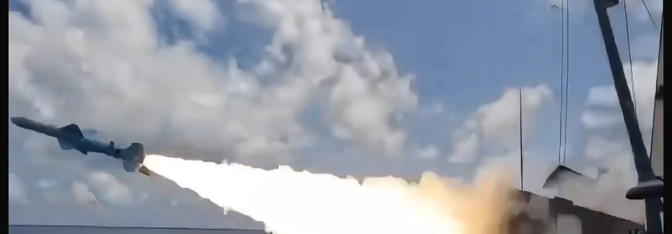 La Armada De Venezuela Lanza Por Primera Vez Un Misil Antibuque Cm 90