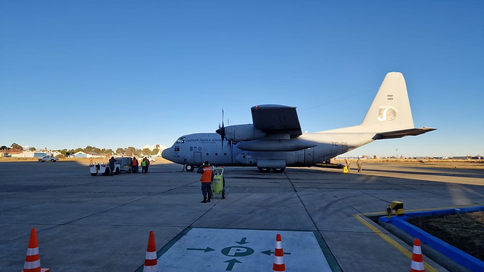 Argentina desplegó un C-130H Hercules para asistir a Bolivia con un puente aéreo humanitario