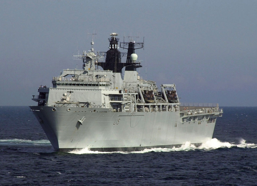 Brasil refuerza su poder naval y capacidad humanitaria con la adquisición del HMS Bulwark