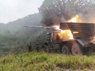 Ecuador intensifica el empleo de lanzacohetes BM-21 contra estructuras armadas en Imbabura