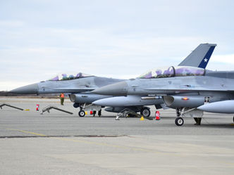 Los F-16C/D de la Fuerza Aérea de Chile se ejercitan en Punta Arenas
