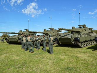 El Ejército Argentino recibió el segundo lote de tanques TAM 2C-A2