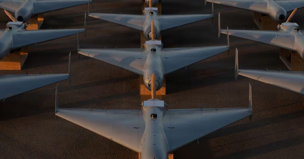 Drones de bajo coste del Sistema de Ataque de Combate No Tripulado (Low-cost Unmanned Combat Attack System, LUCAS). Imagen: Defense News