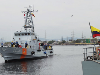 Ecuador incorporó el guardacostas “Isla Santa Rosa”, donado por la Guardia Costera de Estados Unidos