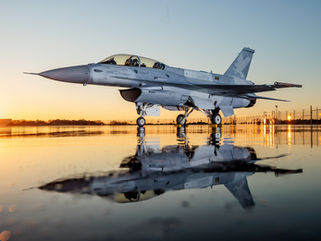 El presidente de Perú demora la firma del contrato por los F-16 Block 70