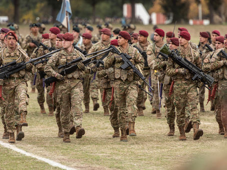 Obediencia sin lealtad - El vaso medio vacío