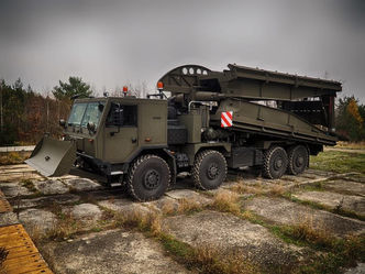 El Ejército Argentino adjudicó la compra de un nuevo lanzapuentes 8x8