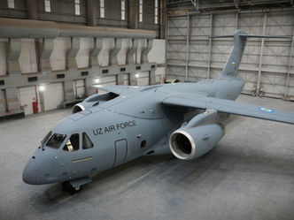 Embraer presentó el primer C-390 Millennium destinado a Uzbekistán