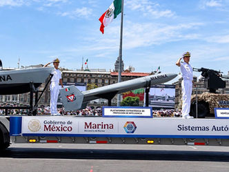 La Armada de México presenta un dron de ataque similar al Shahed iraní