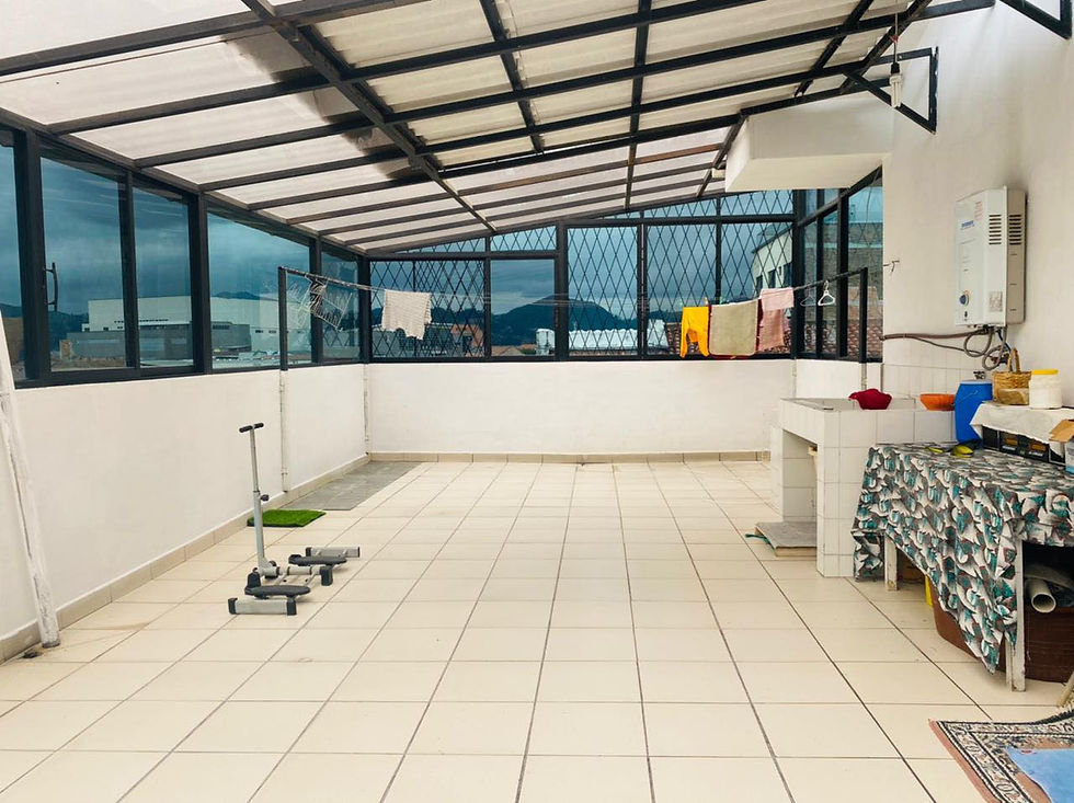 Casa av. 12 de abril Cuenca