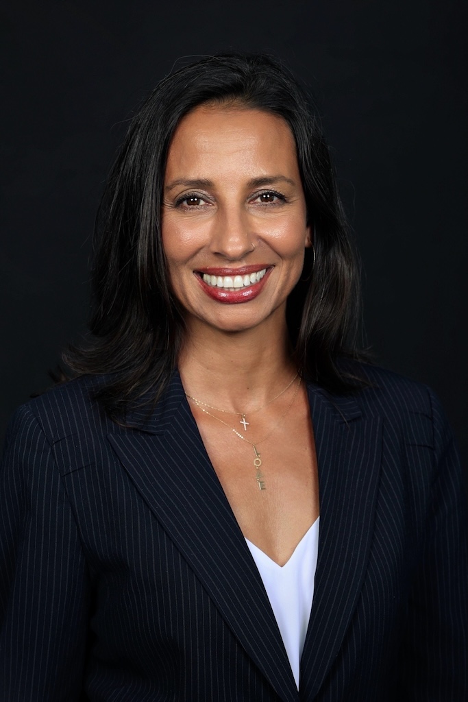 Diana S. Rice, host of The Holistic Counselor Podcast