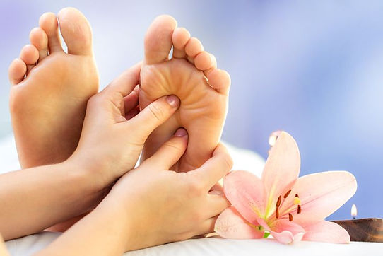 _foot-massage-101-what-to-expect-and-the-surprising-health-benefits.jpg