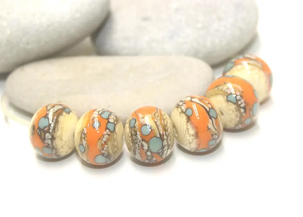 Glass beads