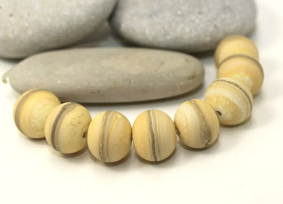 Etched glass beads