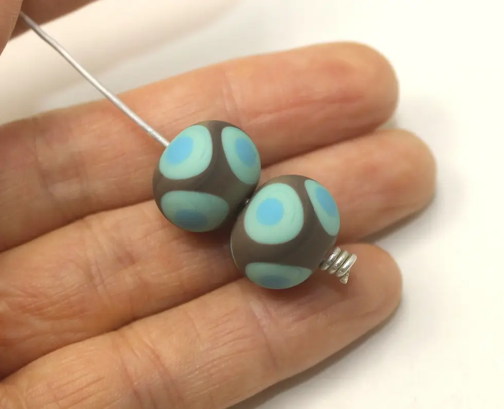 Grey-Turquoise etched pair glass bead 14mm