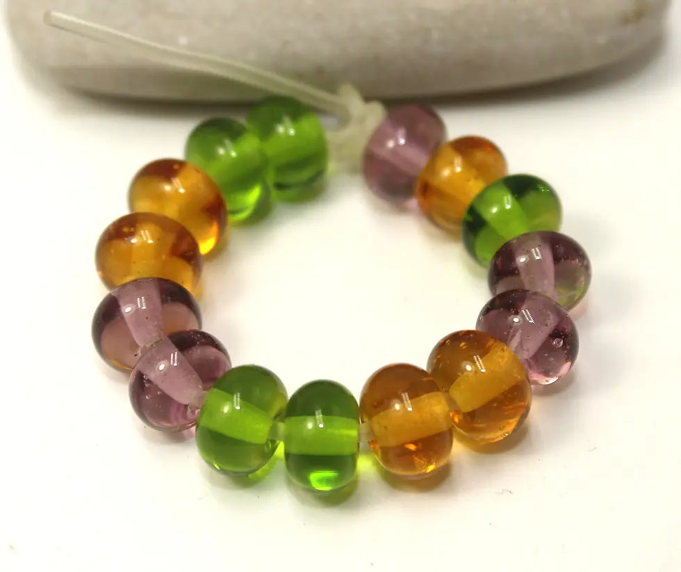 Glass spacer beads