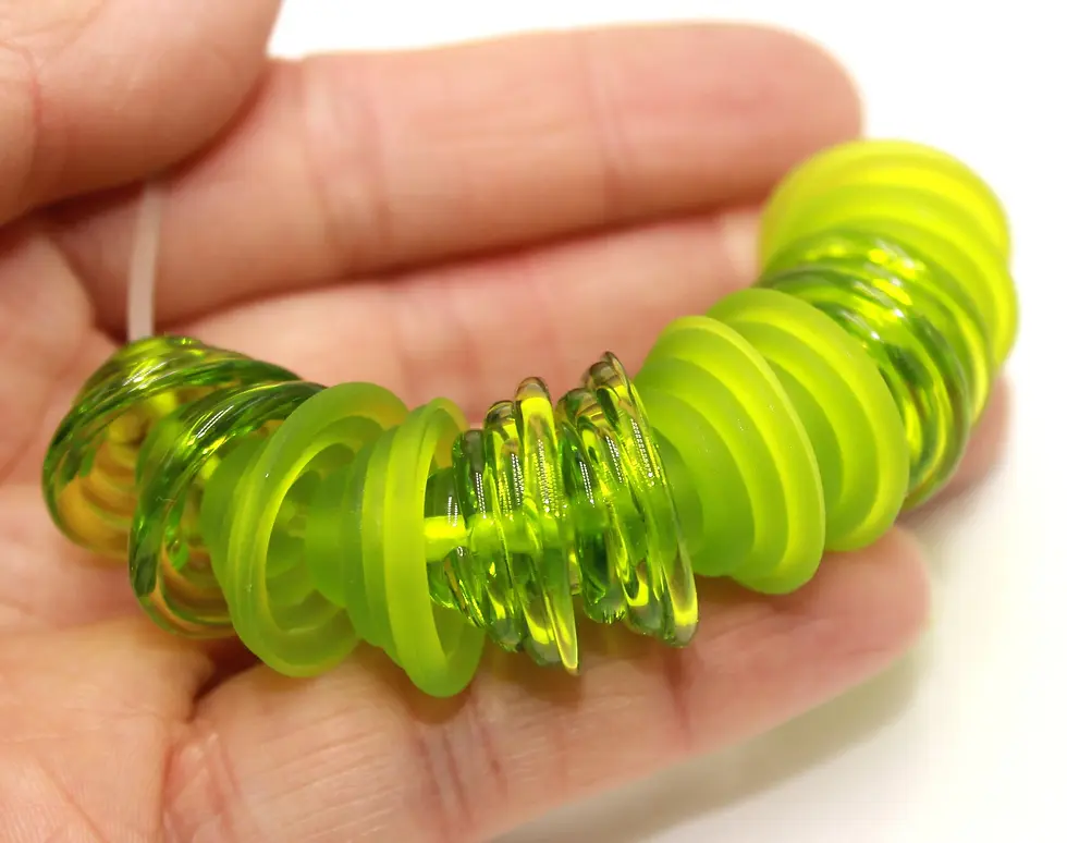 Green cap beads, Glossy and Etched cone