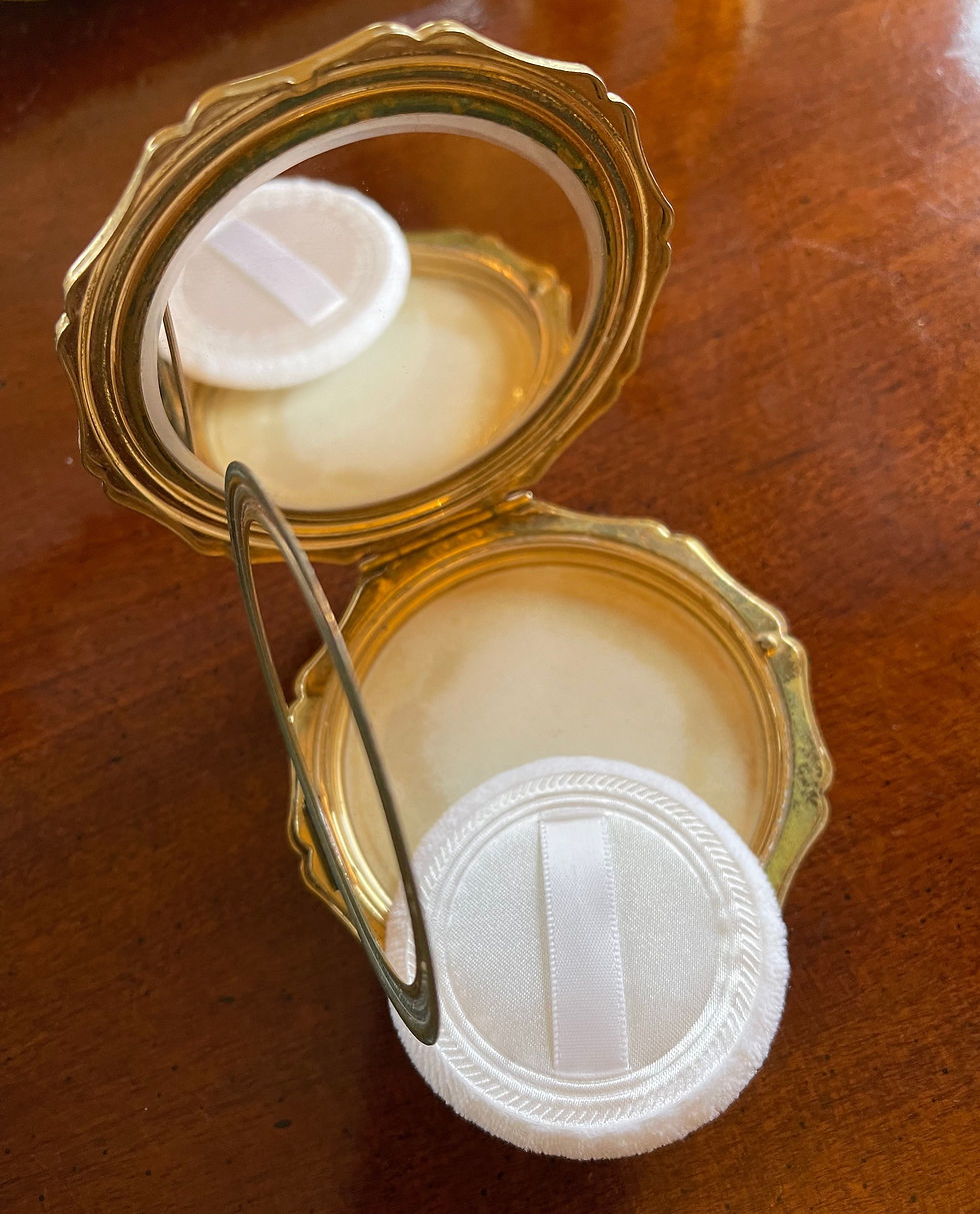 Stratton Powder Compact with Enamelled Decorated Lid opened