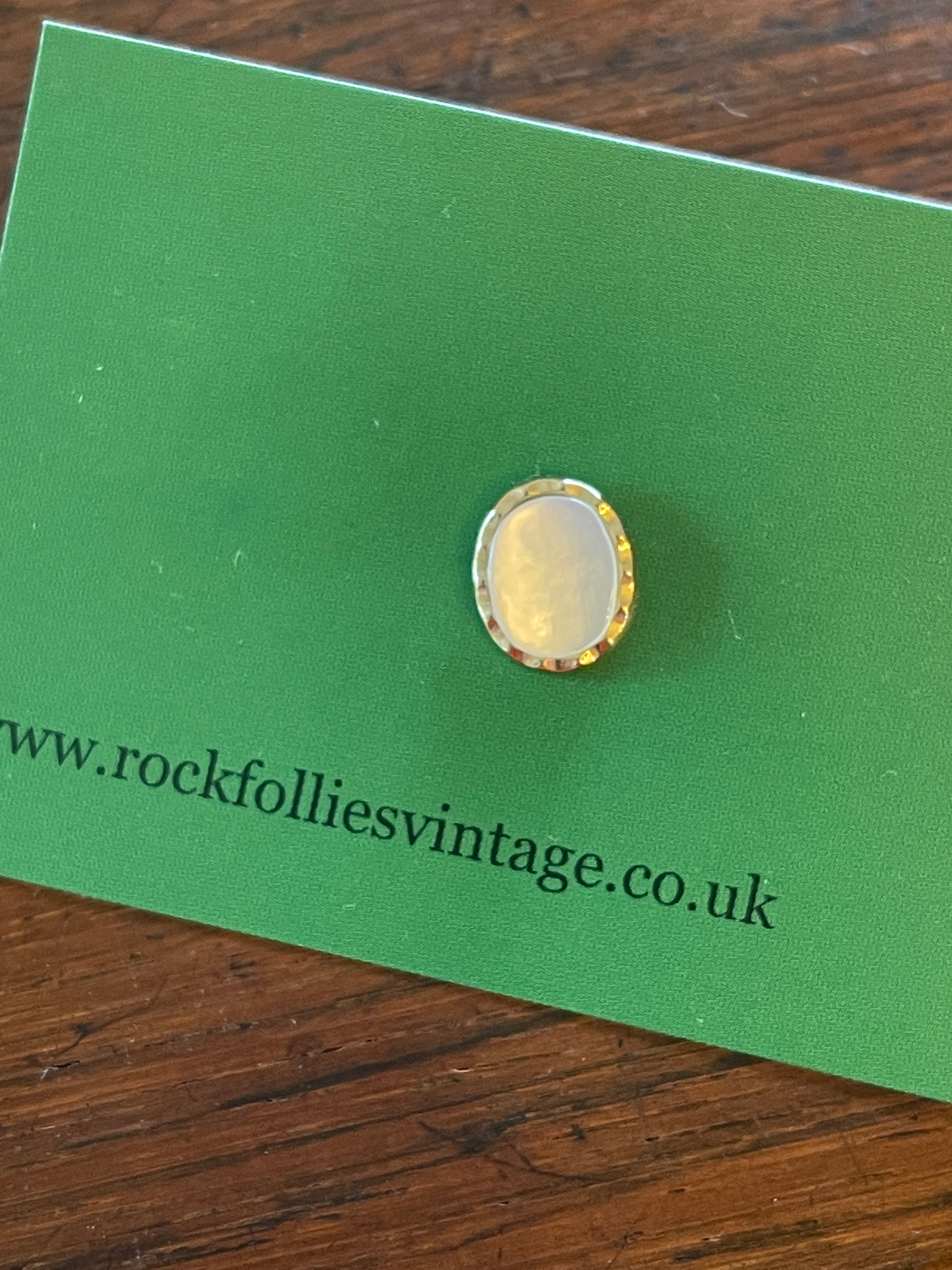 Oval Mother of Pearl Tie or Cravat Pin in Gold Tone Surround