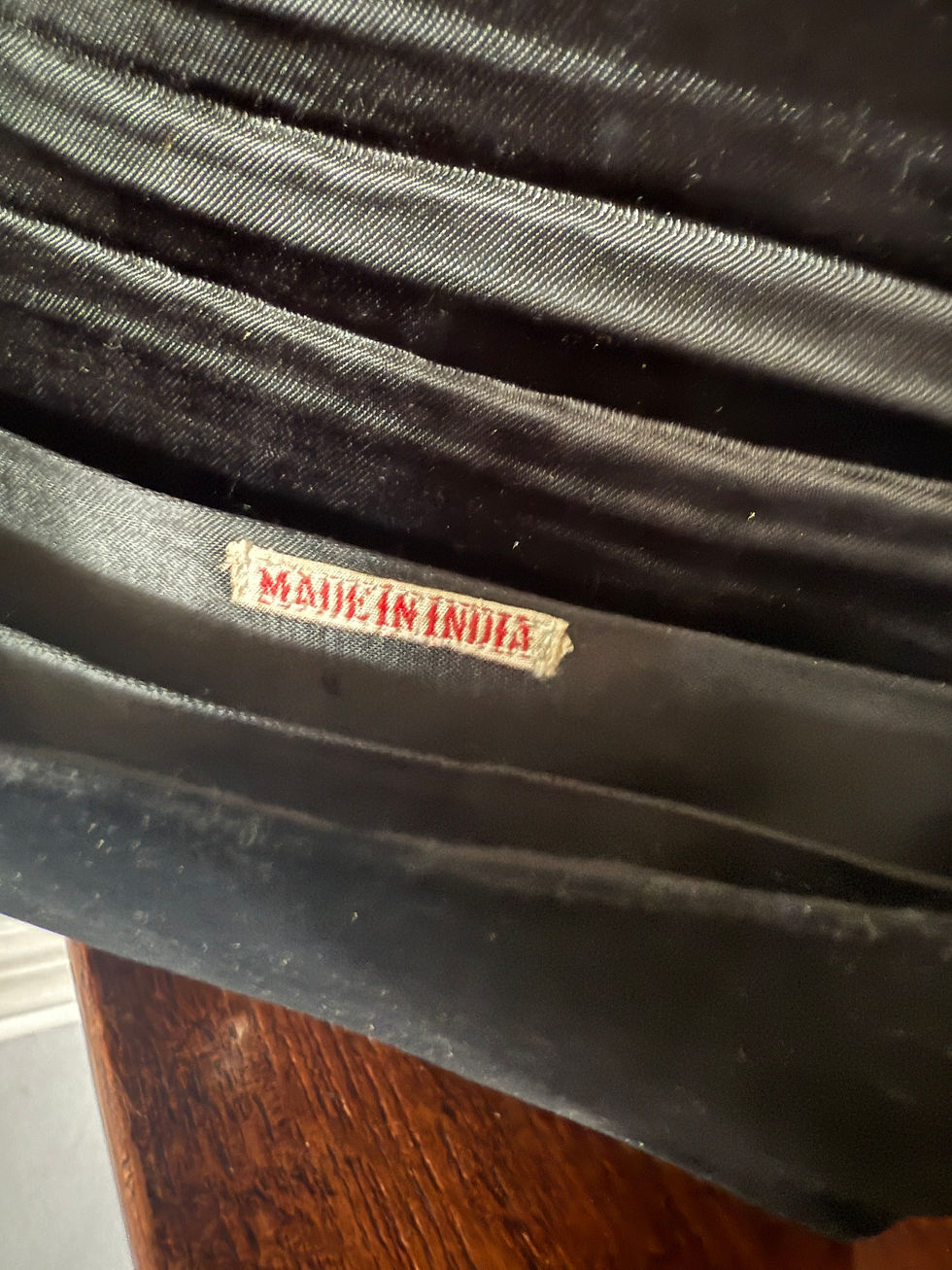 Thumbnail: 1950s Black Velvet Bag with Metallic Thread