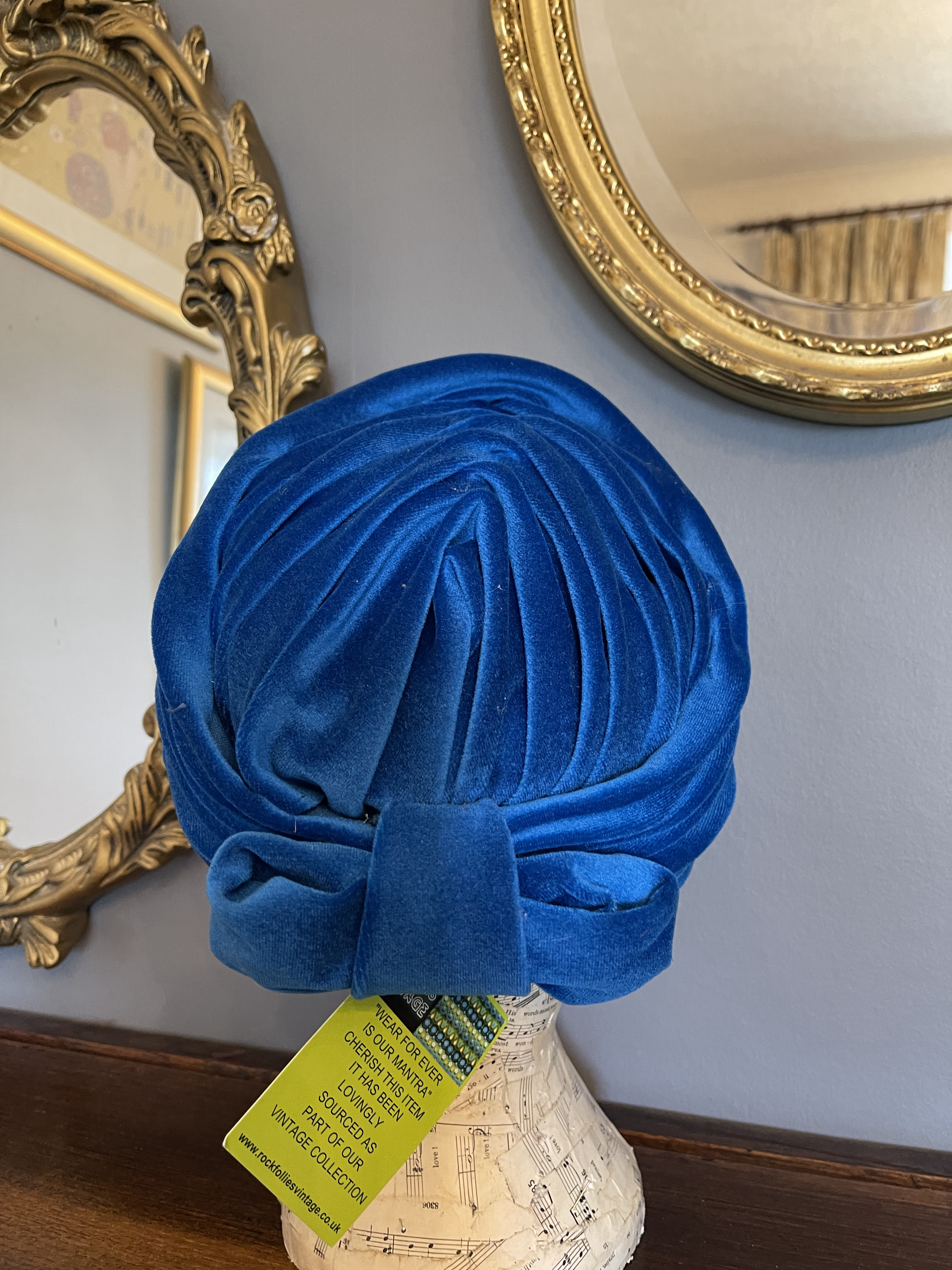 1960s Electric Blue Velvet Turban Hat