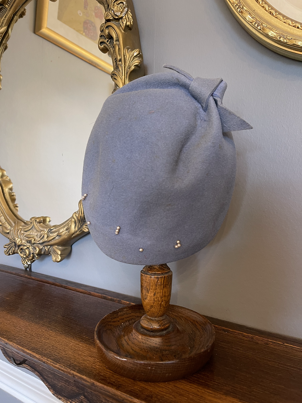 Thumbnail: 1950s Blue Grey Wool Moulded Felt Hat with Pearls