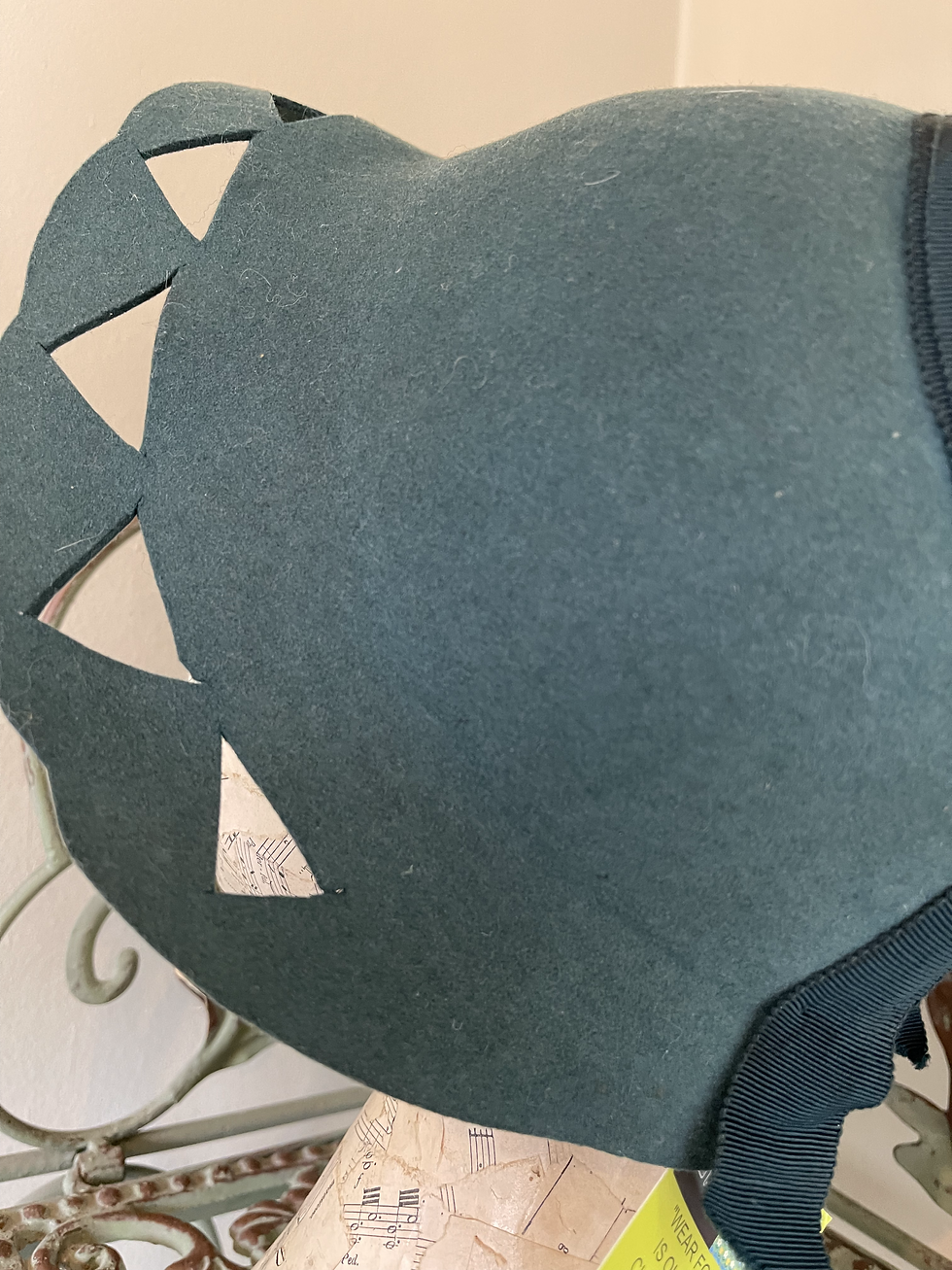 Thumbnail: 1930s Green Wool Felt Cut Away Hat