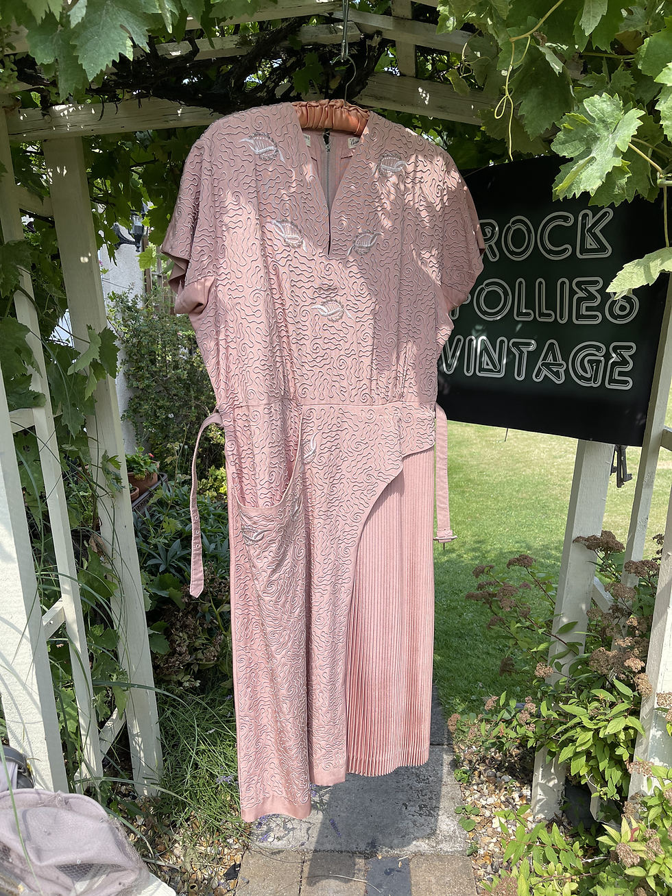 Thumbnail: 1940s Salmon Pink Grosgrain Embroidered and pleated Dress