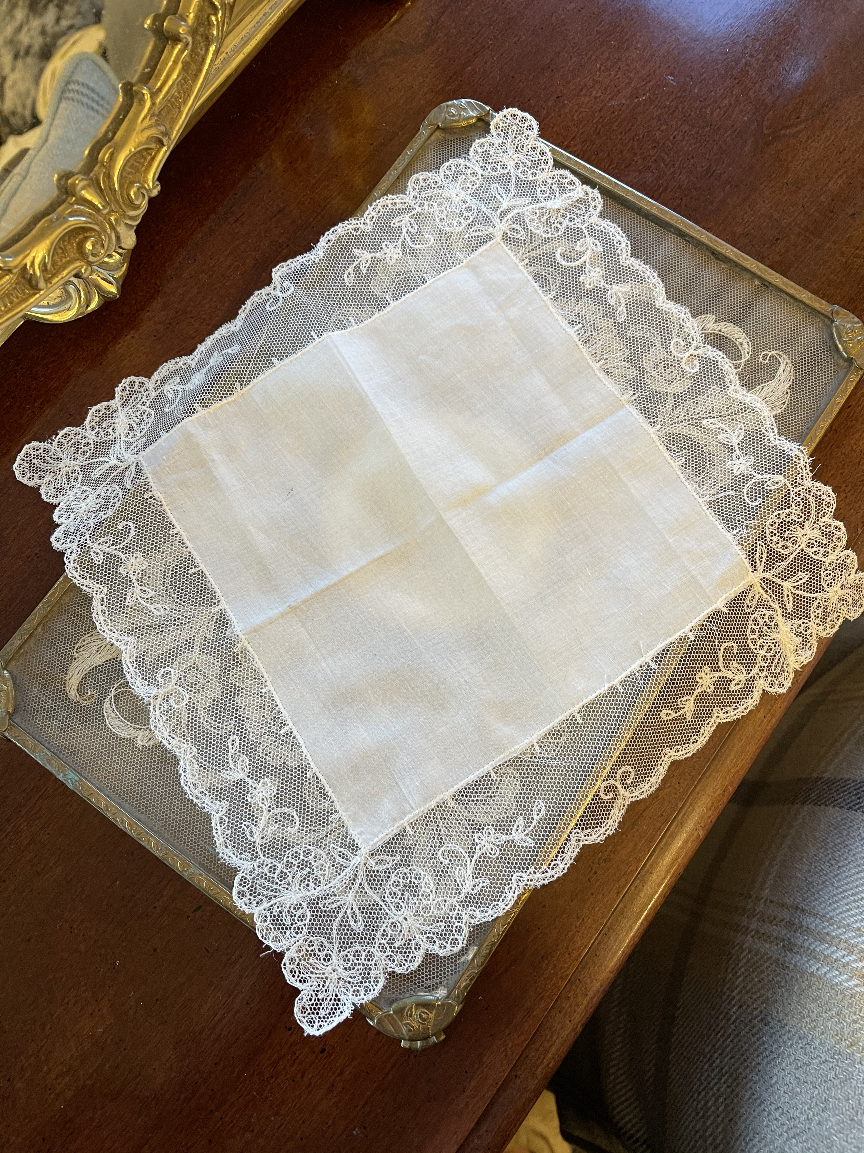 Vintage Lace Handkerchief - Flowers