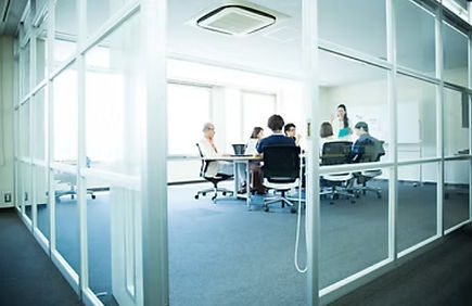 ガラスパーテーション設置