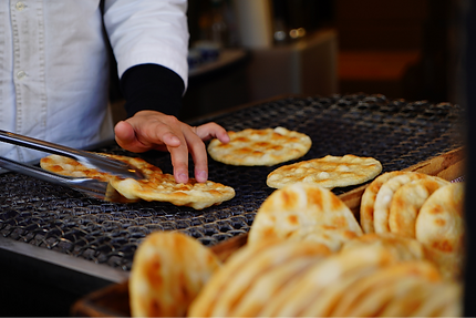 手焼き煎餅にこだわっています