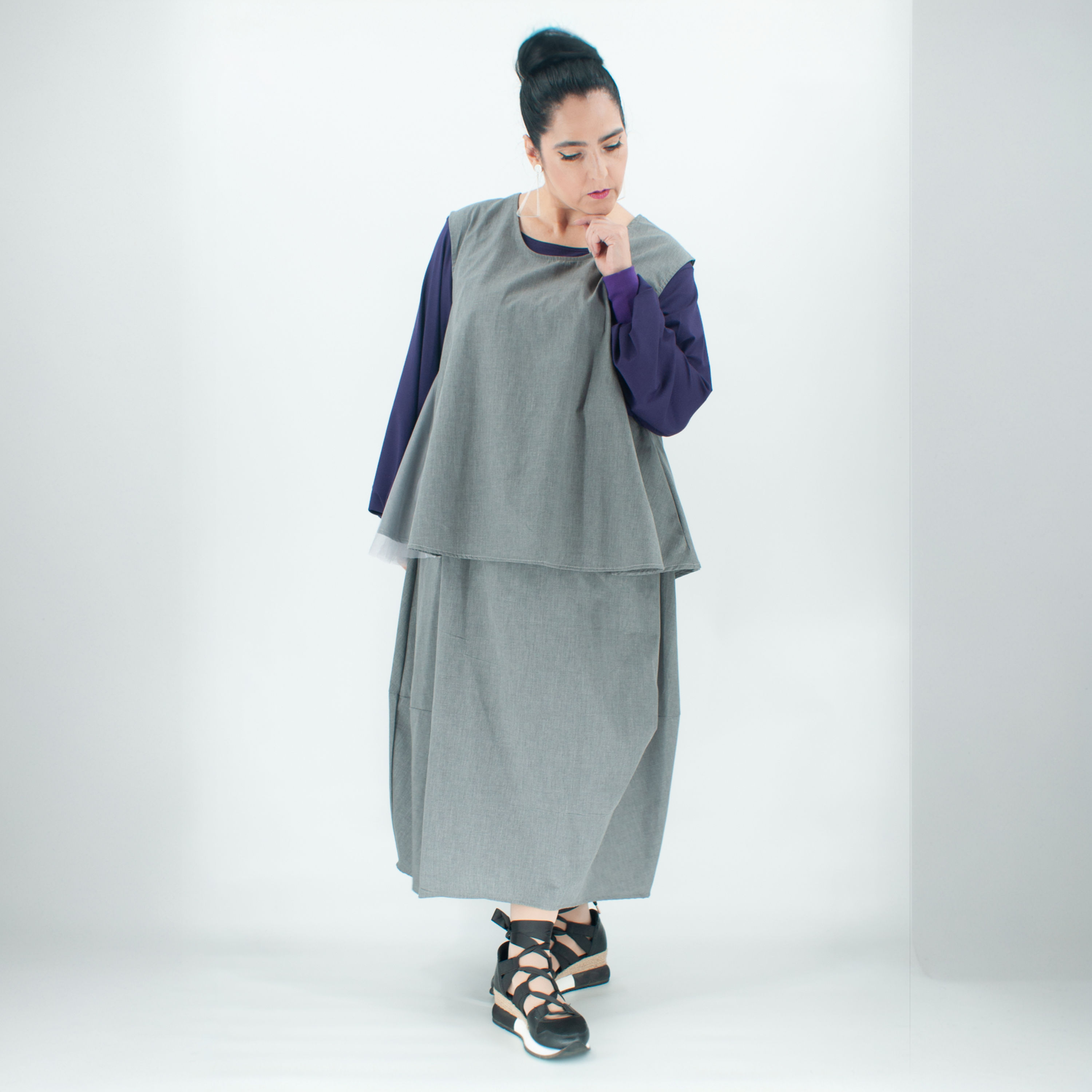 Eleganter, langer, grauer Ballonrock für Damen