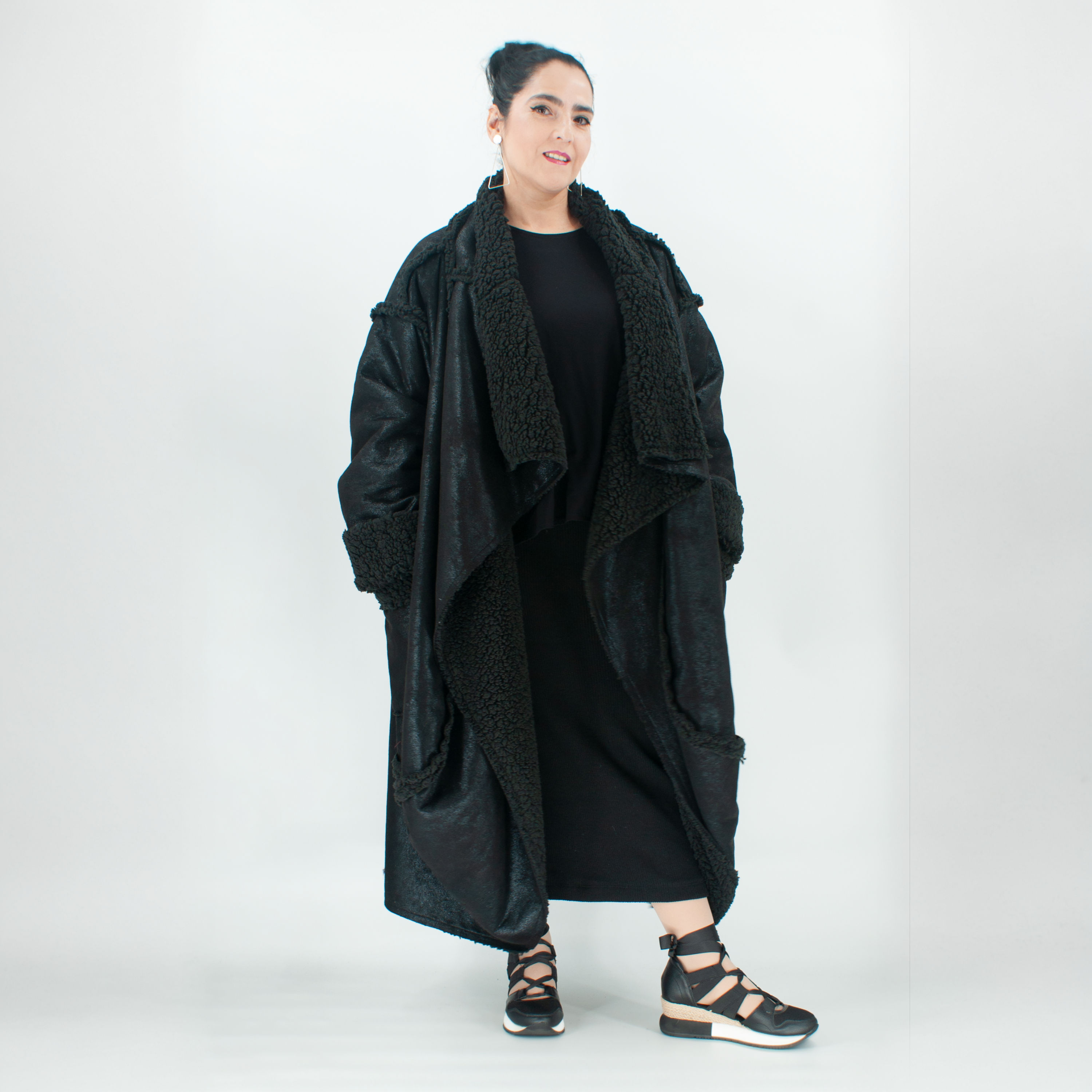 Wintermantel in Lammfelloptik